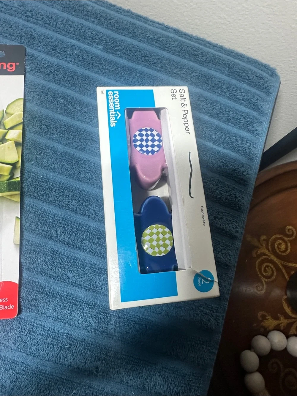 5 pc kitchen set NWT
